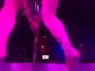 blonde pole dancin skills 2