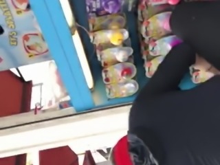 Latina black leggings